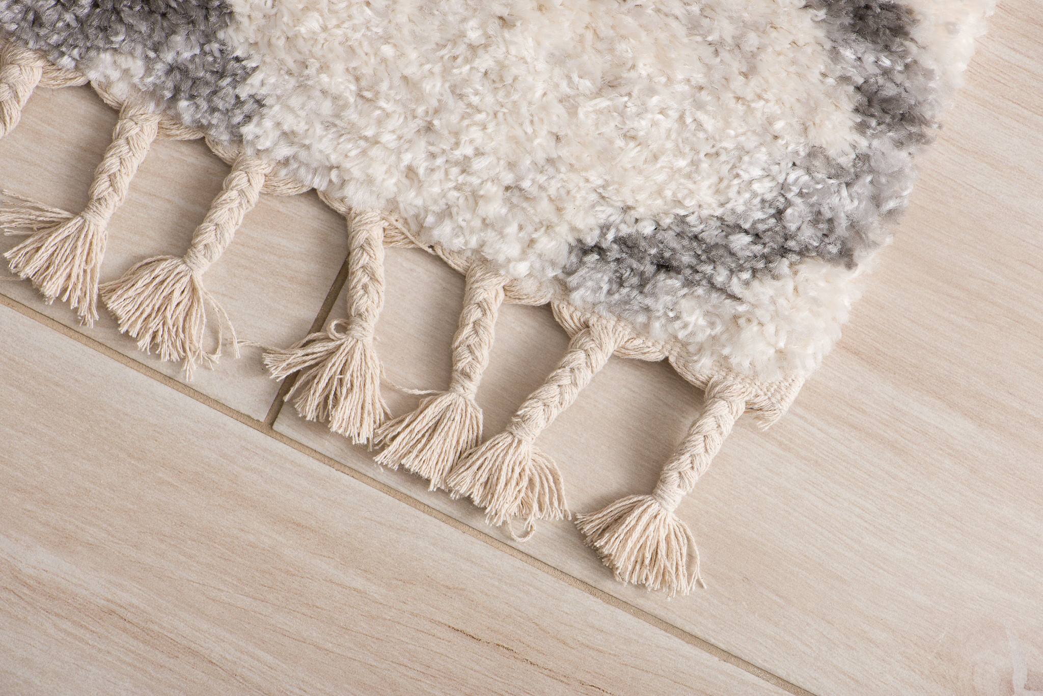 Dywan Versay Kremowy Szary Geometryczny z Frędzlami