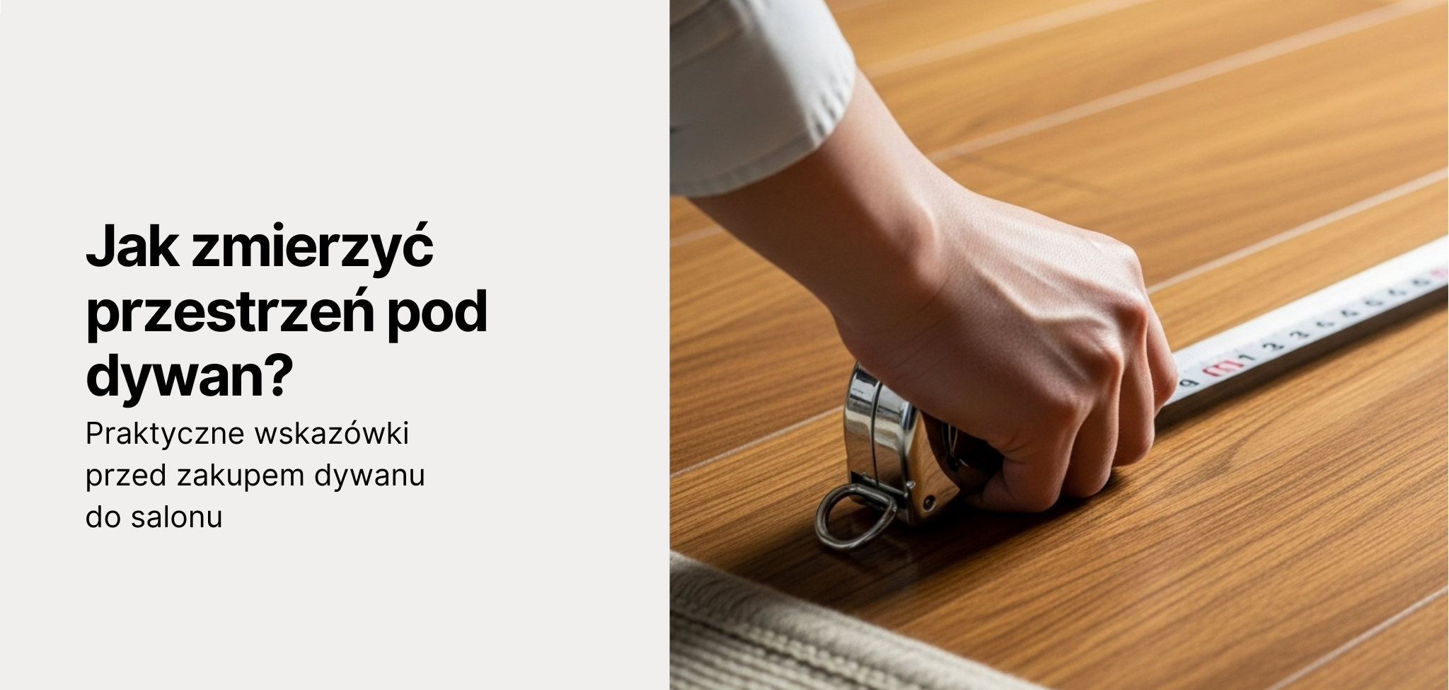 zbliżenie na dłoń która trzyma rozwiniętą miarkę