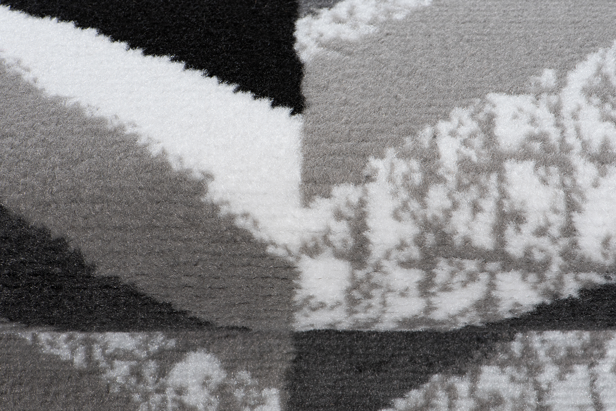 Chodnik Maya Szary Czarny Geometryczny Linie